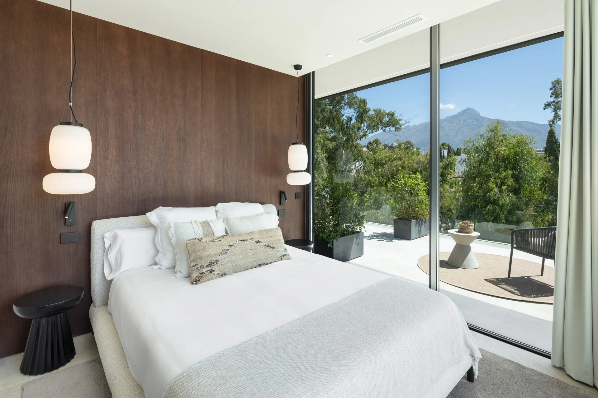 Brand-New Luxury Villa with Panoramic Mountain Views in La Cerquilla — photo 5