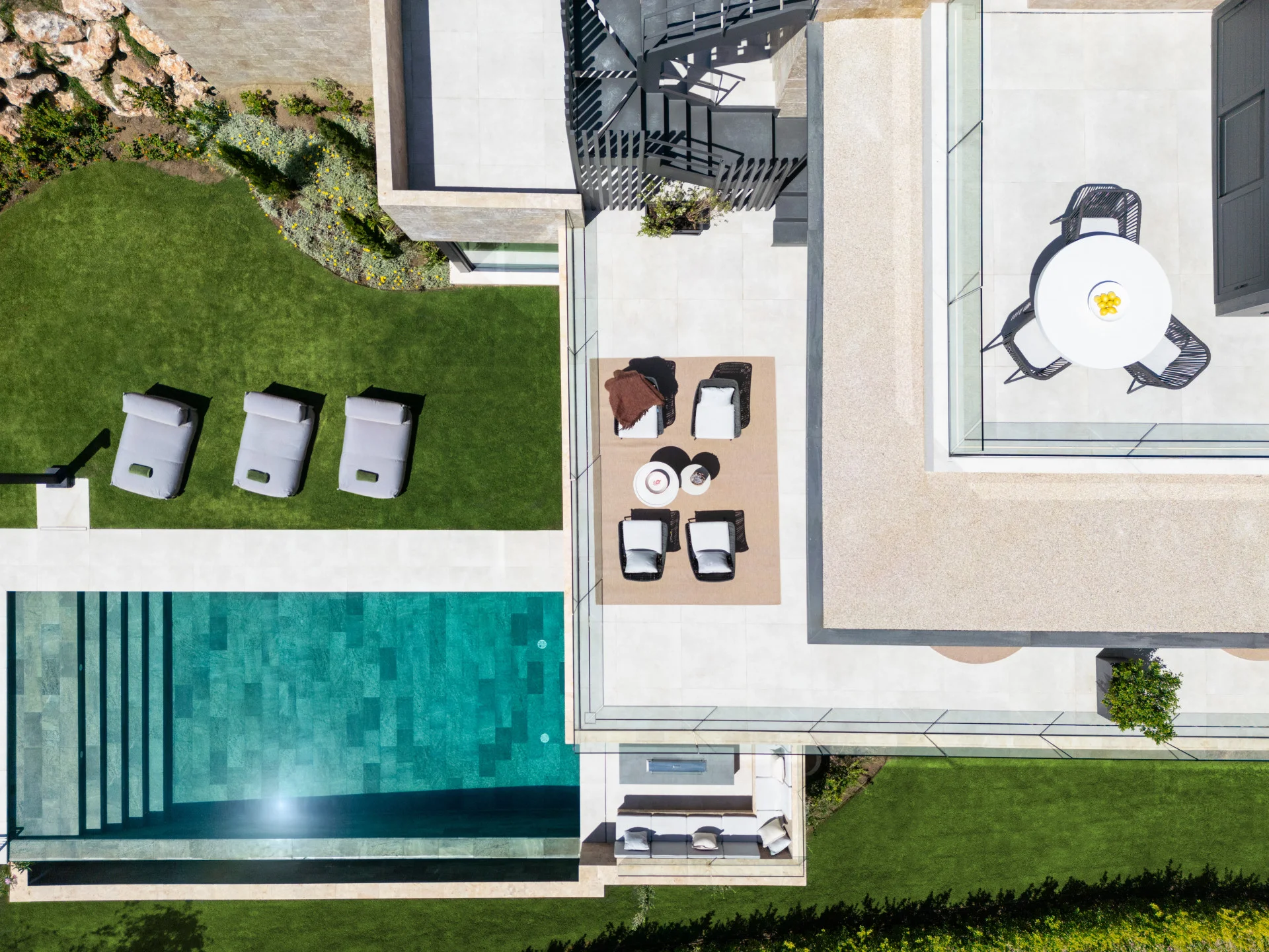 Brand-New Luxury Villa with Panoramic Mountain Views in La Cerquilla — photo 3