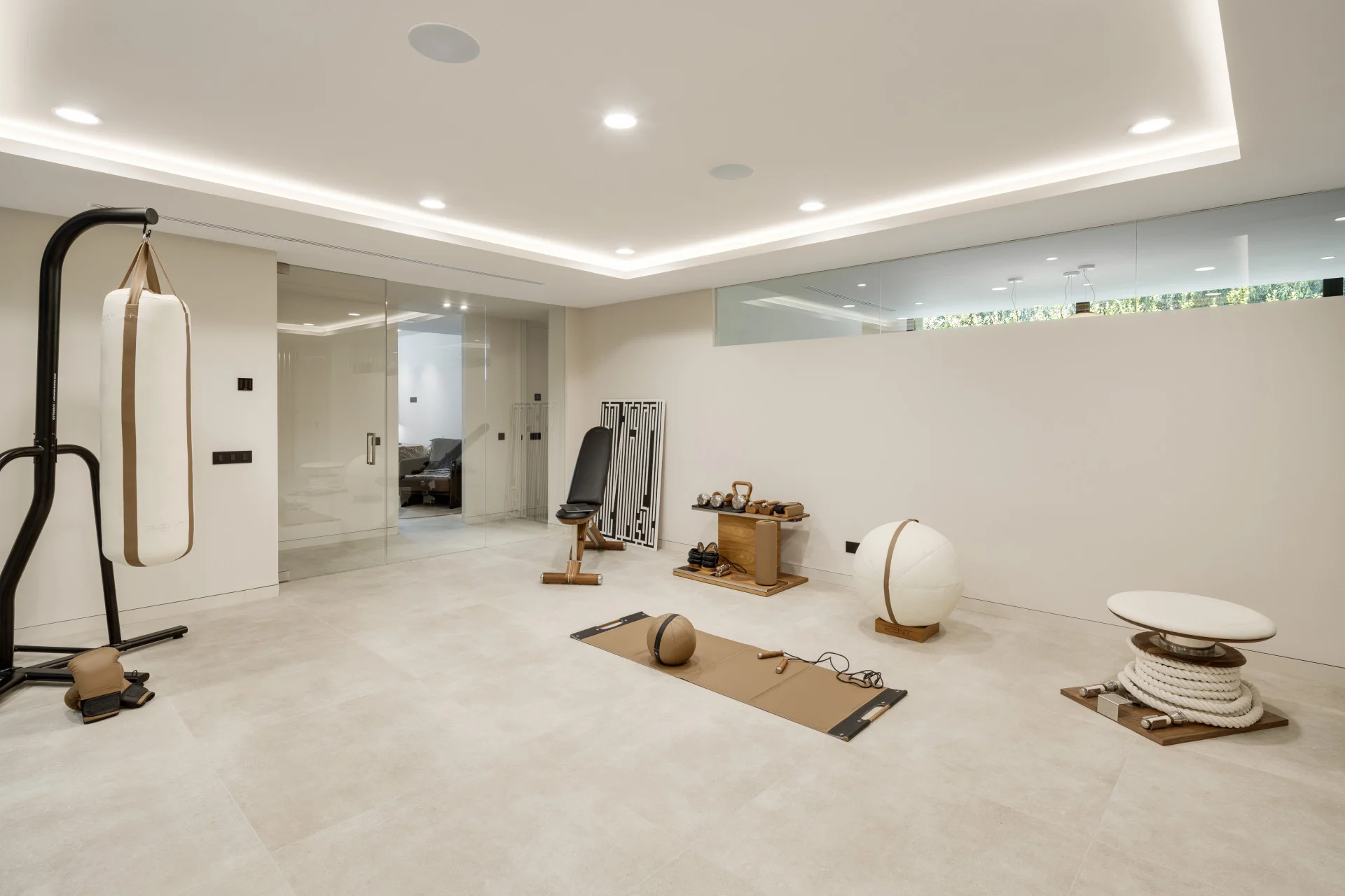 Brand-New Luxury Villa with Panoramic Mountain Views in La Cerquilla — photo 24