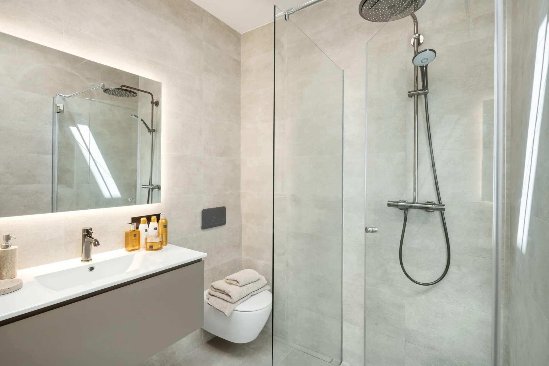 Brand-New Luxury Villa with Panoramic Mountain Views in La Cerquilla — photo 22