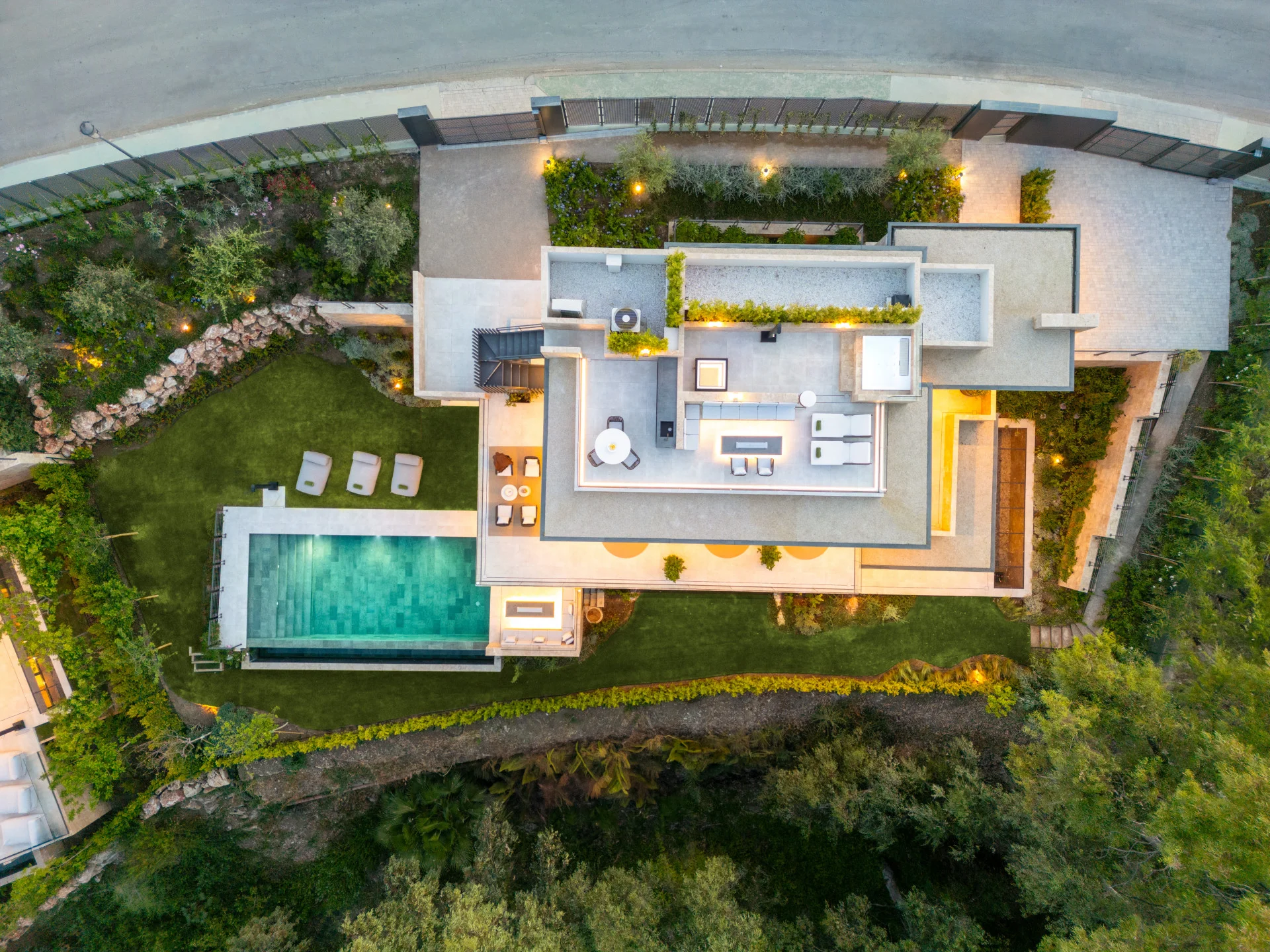 Brand-New Luxury Villa with Panoramic Mountain Views in La Cerquilla — photo 12