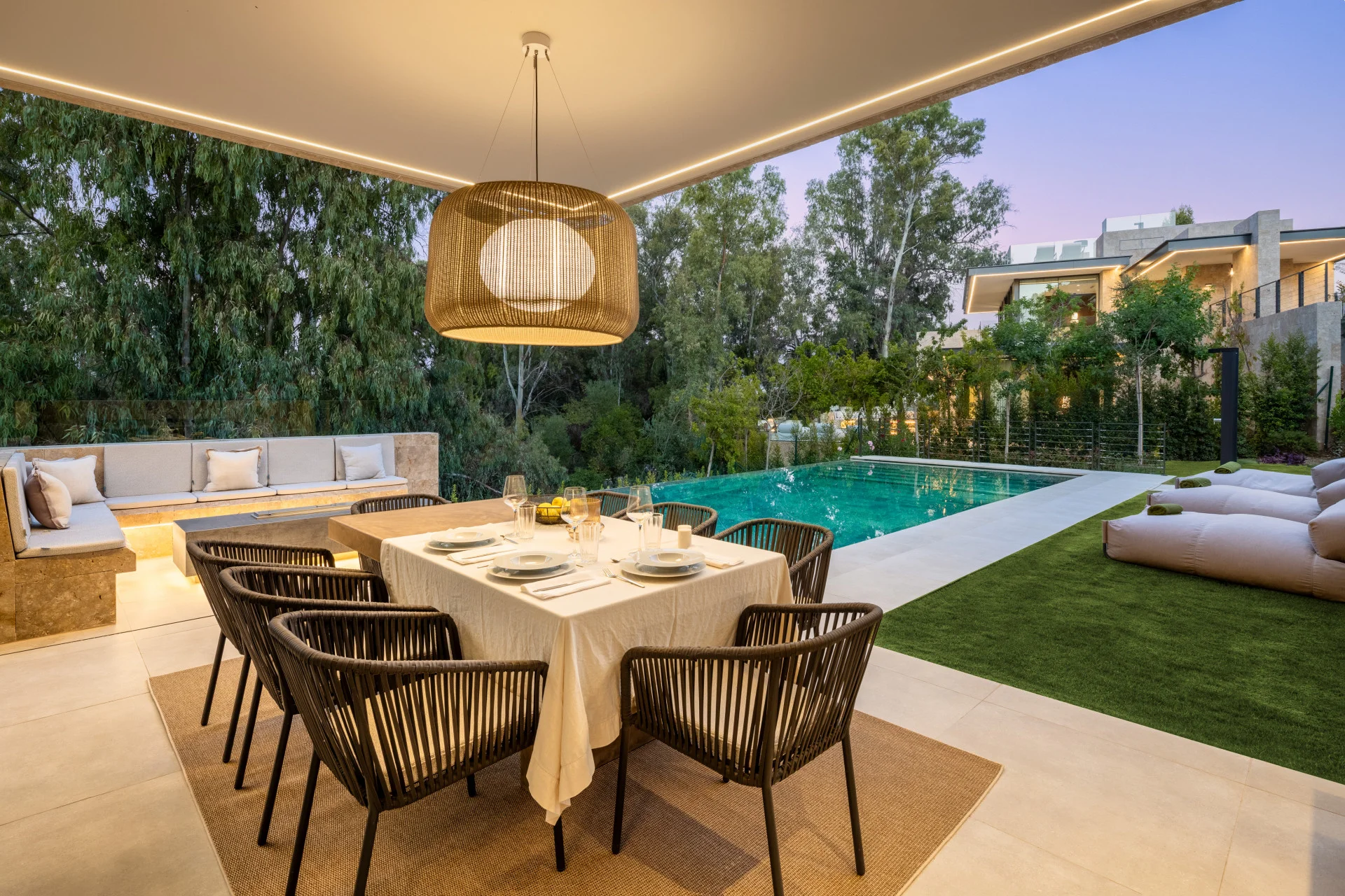 Brand-New Luxury Villa with Panoramic Mountain Views in La Cerquilla — photo 29