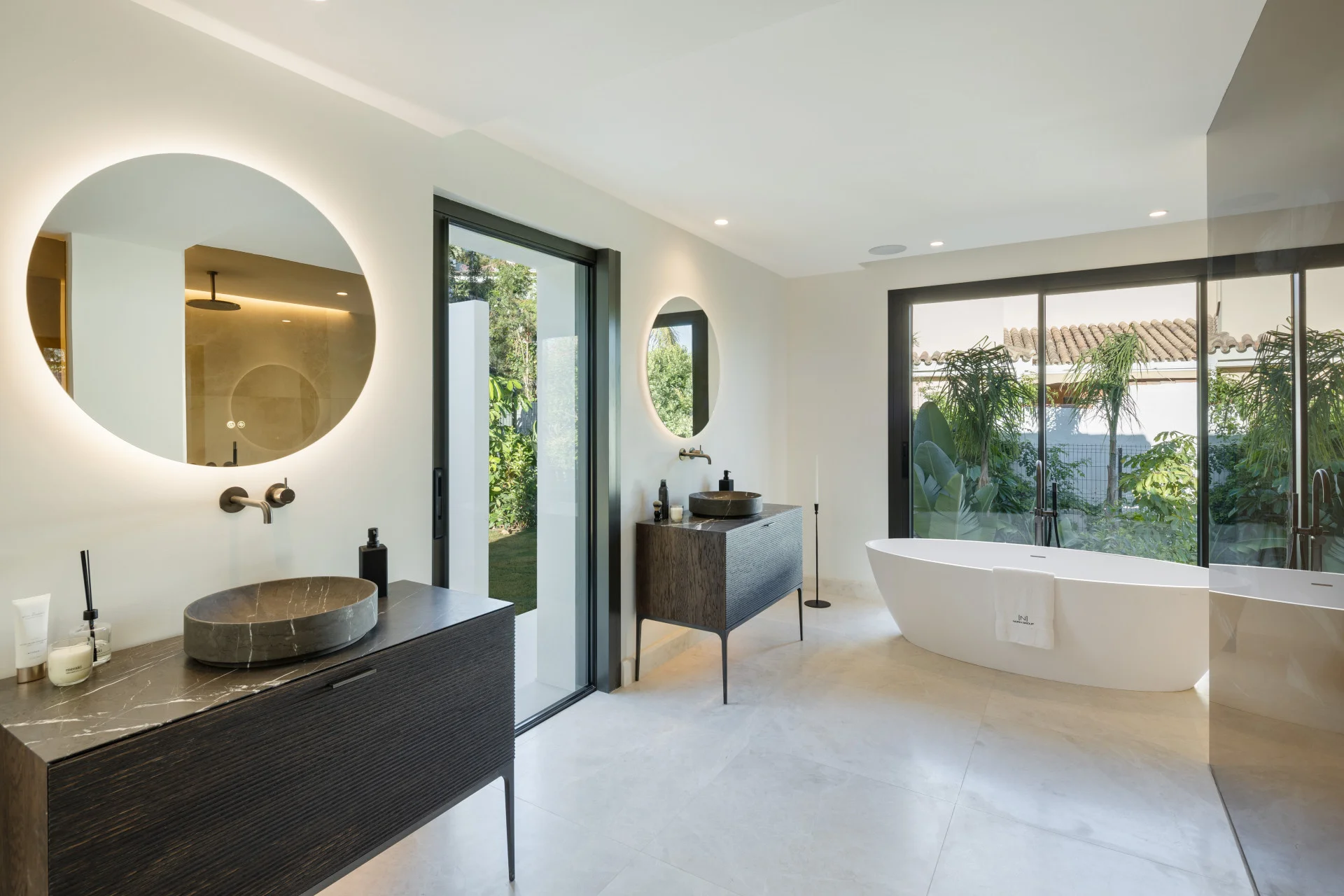 Brand-New Luxury Villa with Sea Views in Las Brisas, Nueva Andalucía — photo 10