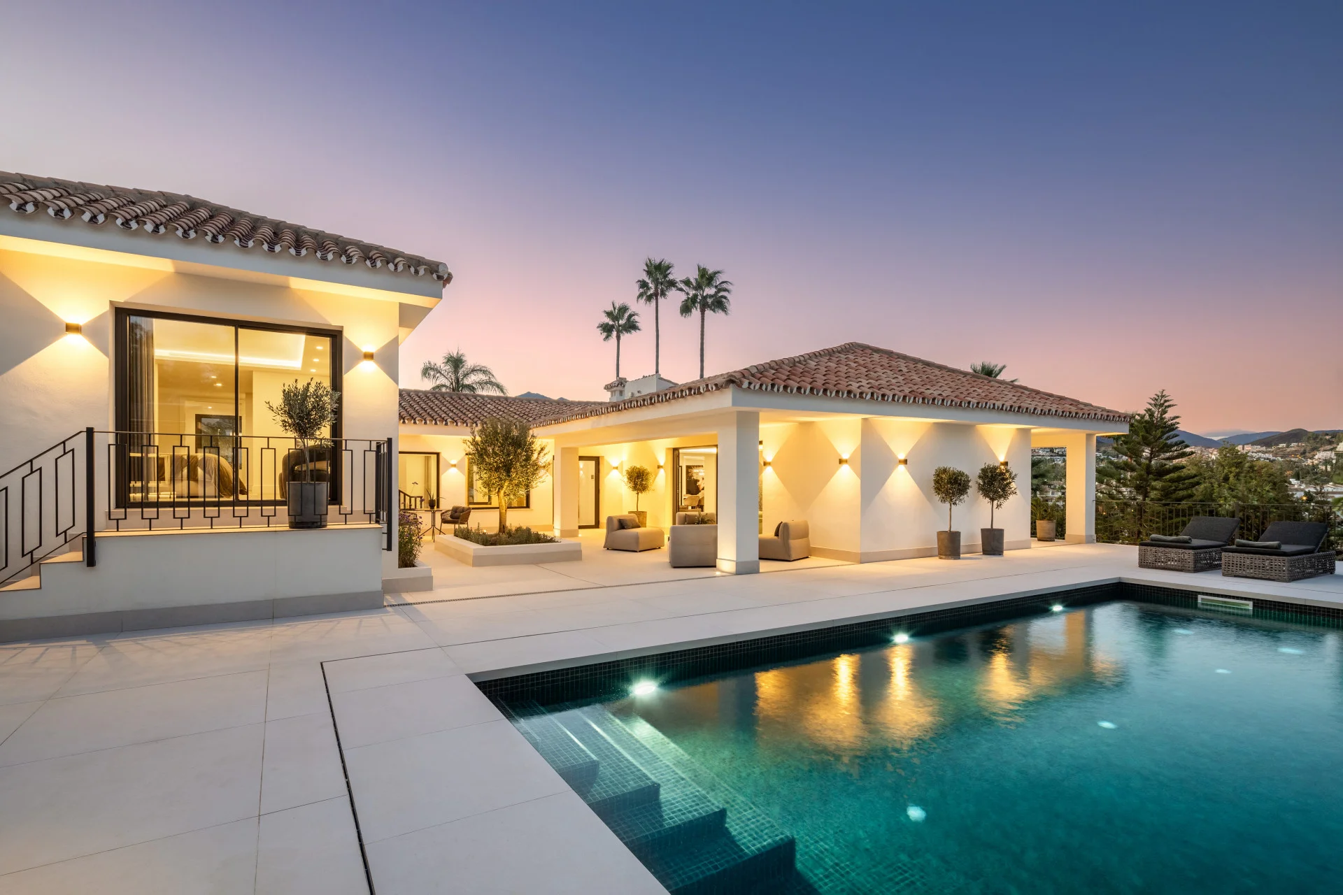 Brand-New Luxury Villa with Sea Views in Las Brisas, Nueva Andalucía — photo 4