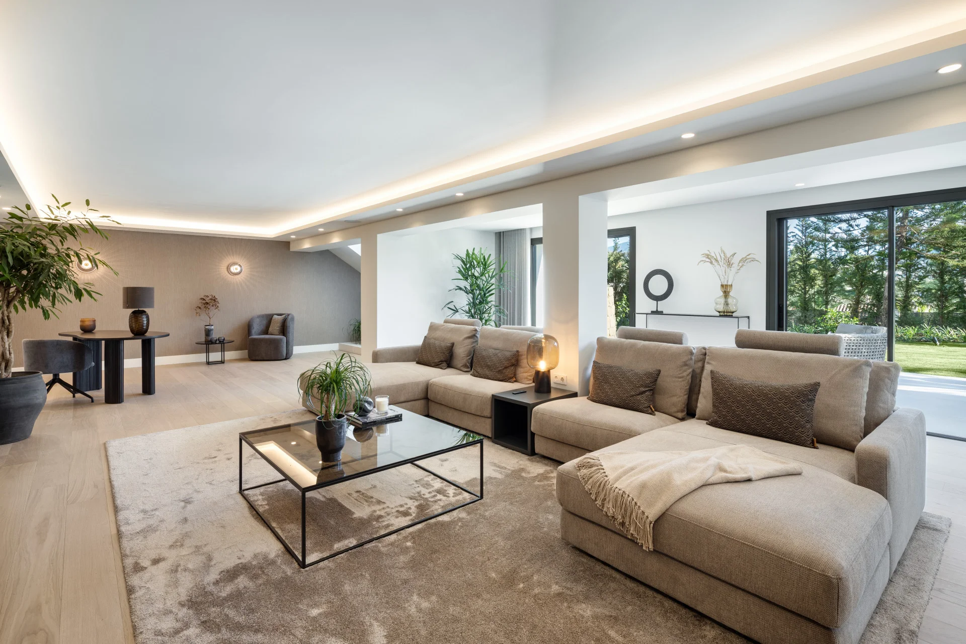 Brand-New Luxury Villa with Sea Views in Las Brisas, Nueva Andalucía — photo 24