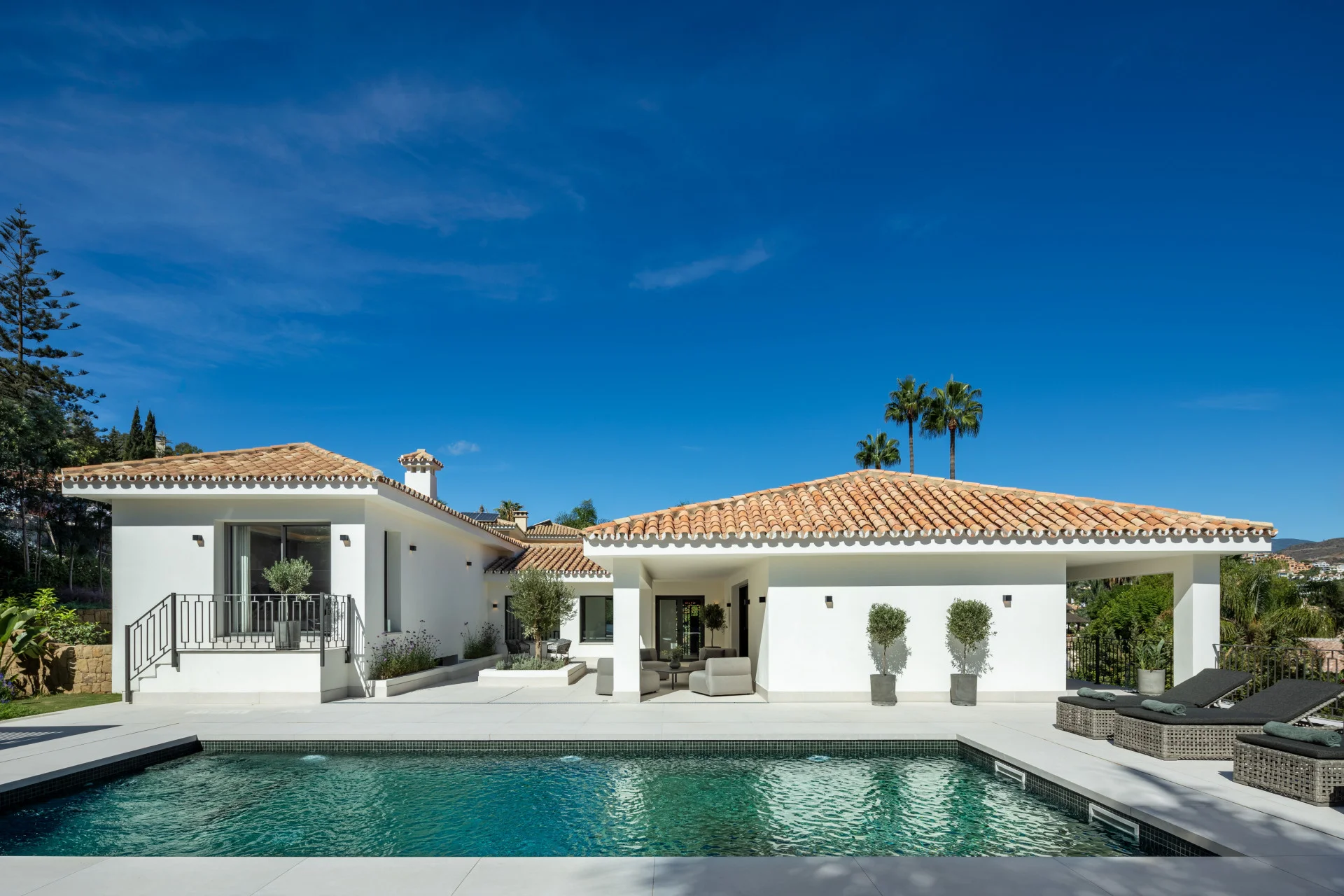 Brand-New Luxury Villa with Sea Views in Las Brisas, Nueva Andalucía — photo 22