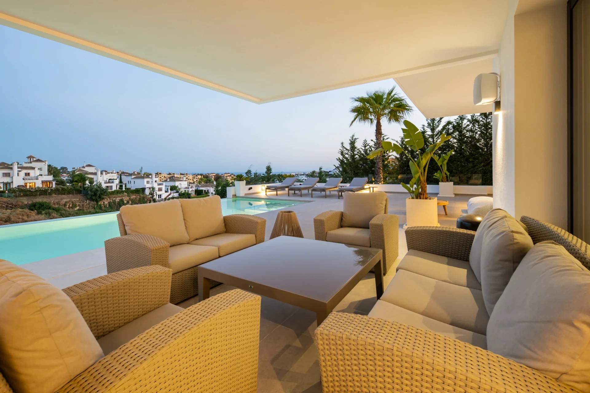 Luxury Contemporary Villa with Panoramic Sea Views in La Resina Golf — photo 28