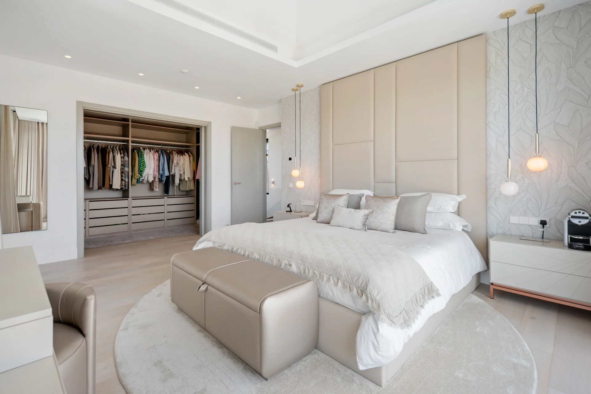 Luxury Contemporary Villa with Panoramic Sea Views in La Resina Golf — photo 41