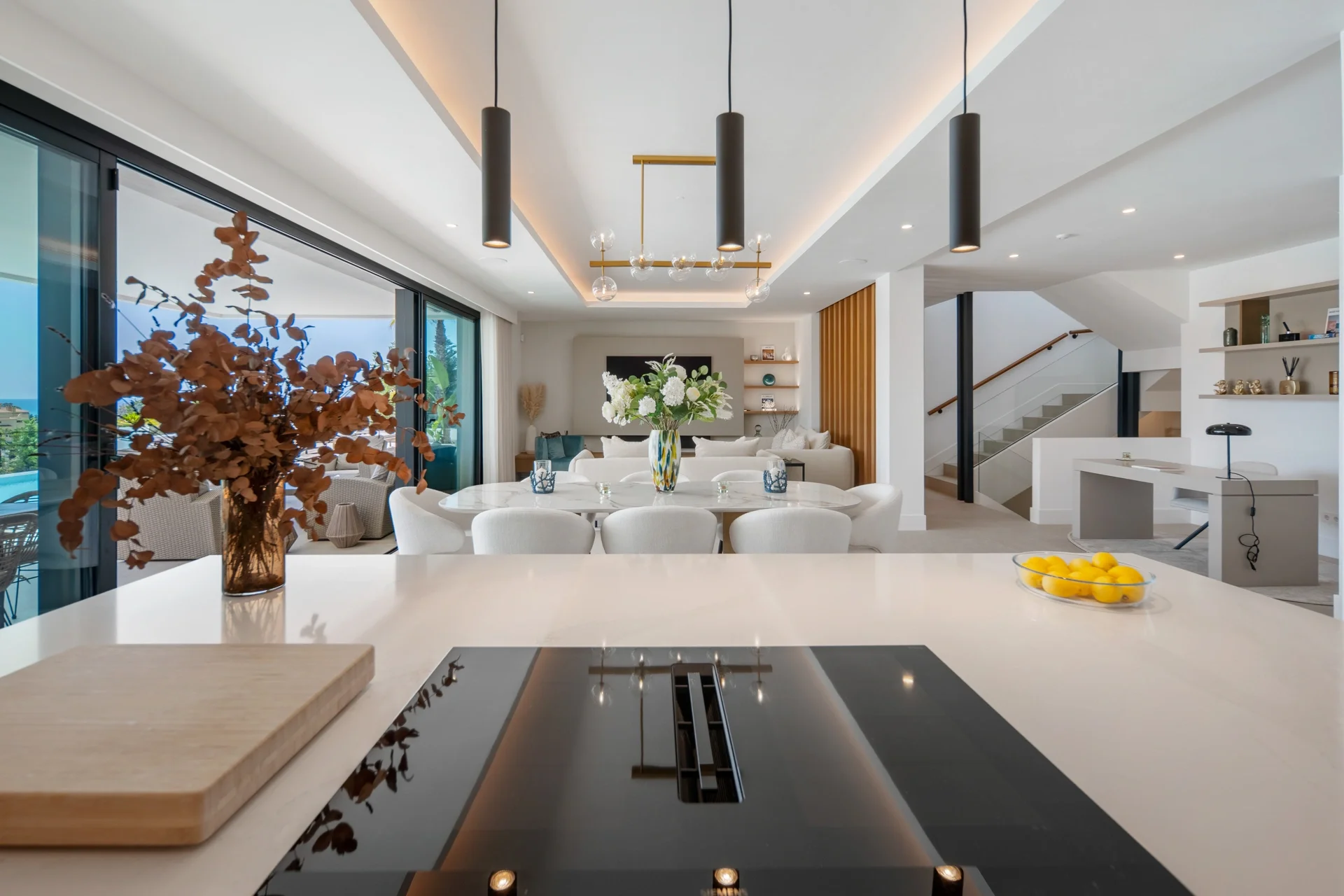 Luxury Contemporary Villa with Panoramic Sea Views in La Resina Golf — photo 3