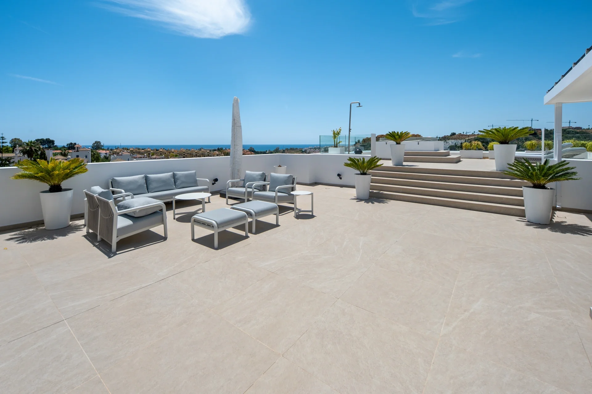 Luxury Contemporary Villa with Panoramic Sea Views in La Resina Golf — photo 44