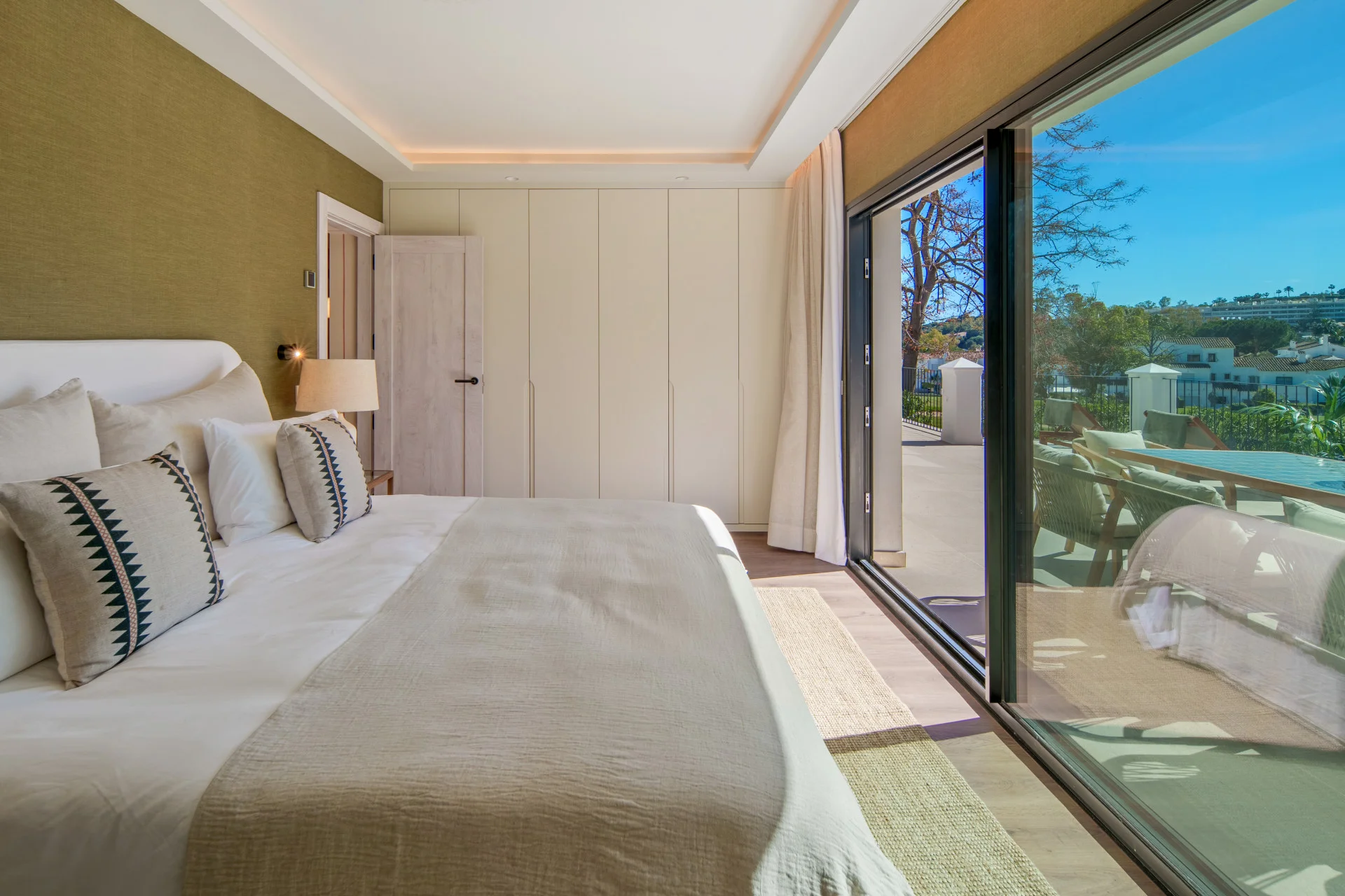Cerquilla One — Frontline Golf Villa in Nueva Andalucía — photo 15