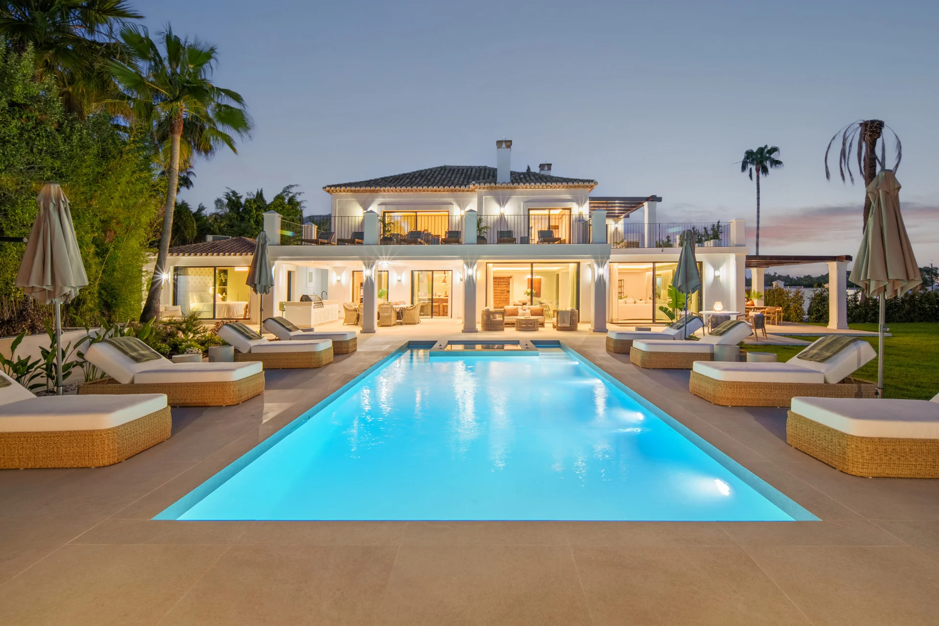 Cerquilla One — Frontline Golf Villa in Nueva Andalucía