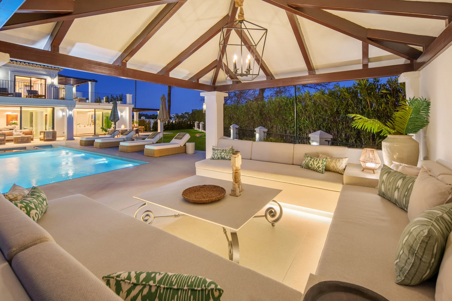 Cerquilla One — Frontline Golf Villa in Nueva Andalucía — photo 37